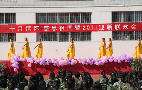 濰坊培真科技工程學(xué)校地址，乘車路線