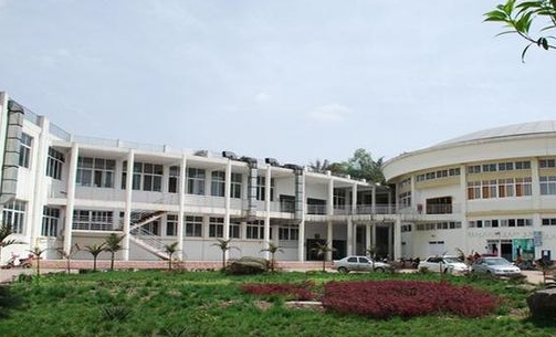四川2023年沒讀完初中可不可以讀中專學(xué)校