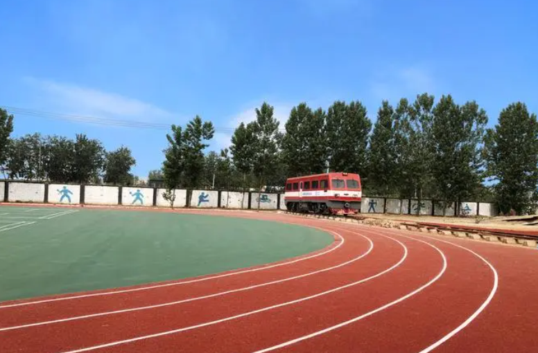 貴州2023年讀中專(zhuān)學(xué)校一年要多少錢(qián)
