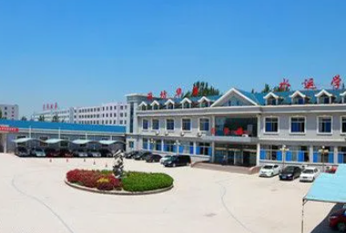 濰坊華洋水運學(xué)校地址，乘車路線
