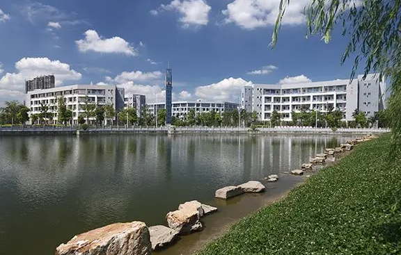 江蘇省東臺(tái)中學(xué)怎么樣、好不好