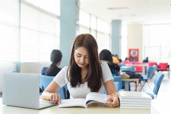 廣西休閑體育服務與管理職業(yè)學校排名榜（最新）