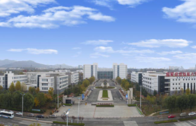 日照市工程技術(shù)學(xué)校地址，乘車路線