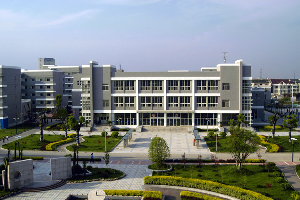 江蘇省靖江高級中學(xué)歷年招生分?jǐn)?shù)線一覽表(2023參考)