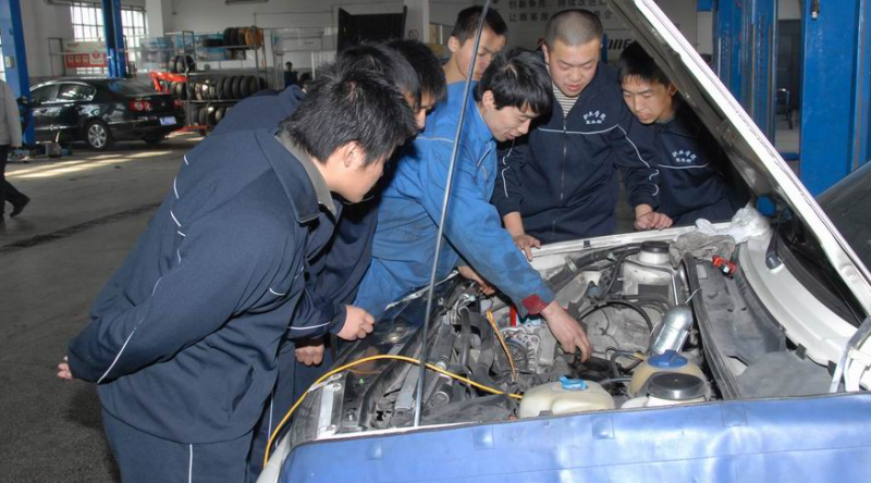 安徽2023年中專男孩子學什么專業(yè)