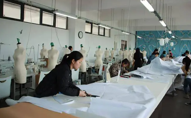 安徽2023年女生讀中專(zhuān)讀什么好