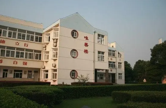 常州市武進(jìn)區(qū)橫山橋高級(jí)中學(xué)地址，乘車路線