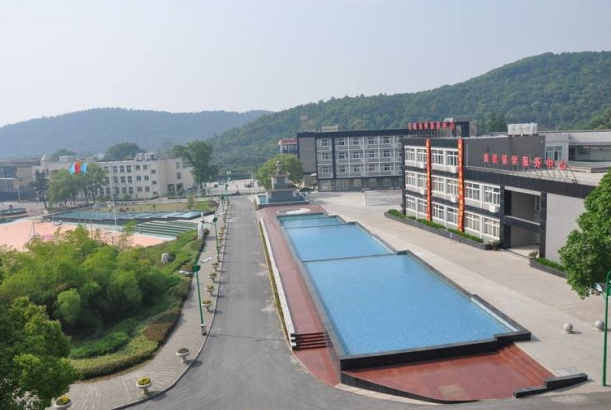 無(wú)錫光華學(xué)校地址，乘車路線