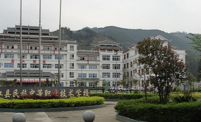 2023黔東南排名前八的新能源汽車學校名單