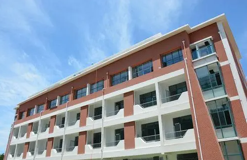2023年濰坊新紀元學校初中部入學條件