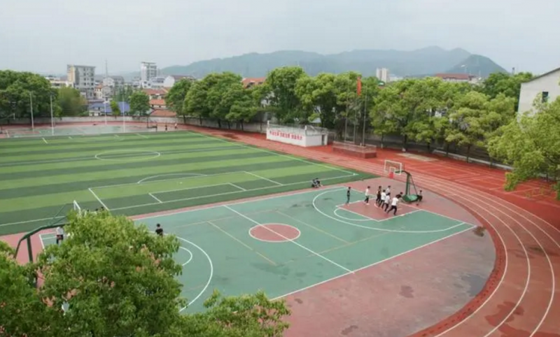 湖南2023年男生讀什么中專學(xué)校好
