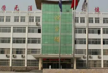 鄄城縣職業(yè)中等專業(yè)學(xué)校地址，乘車路線
