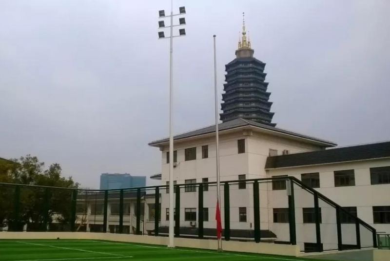 常州市第四中學(xué)地址，乘車路線