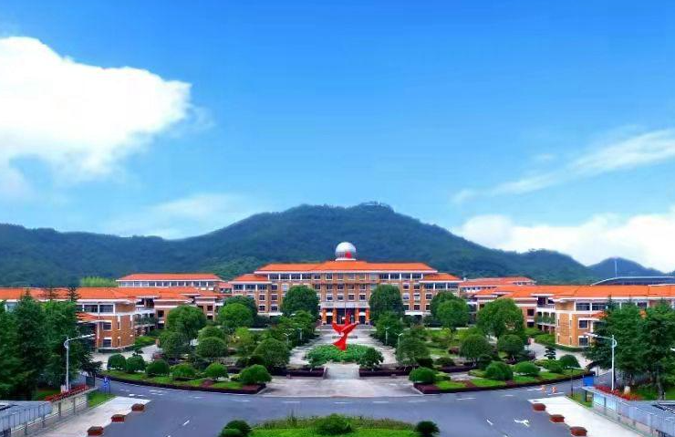 浙江省義烏中學(xué)怎么樣、好不好
