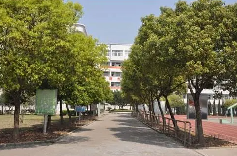 平陽縣浙鰲高級中學(xué)怎么樣、好不好