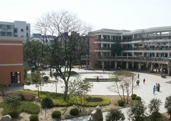 杭州市保俶塔實驗學校怎么樣、好不好