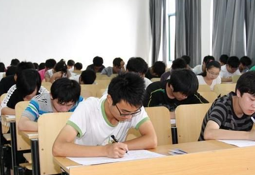 2023年河北高考各批次上線人數是多少？