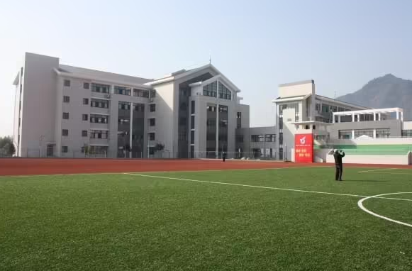 臨安區(qū)於潛中學(xué)怎么樣、好不好