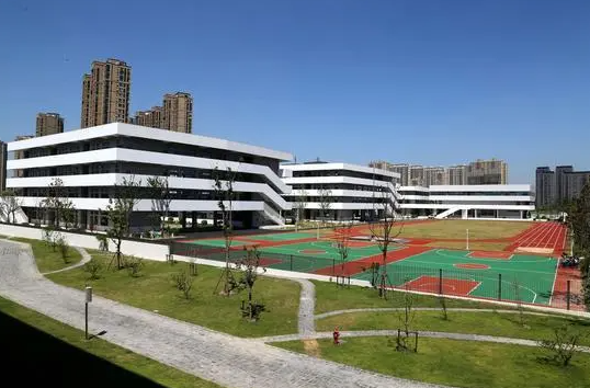 寧波市鄞州區(qū)同濟(jì)中學(xué)地址，乘車路線