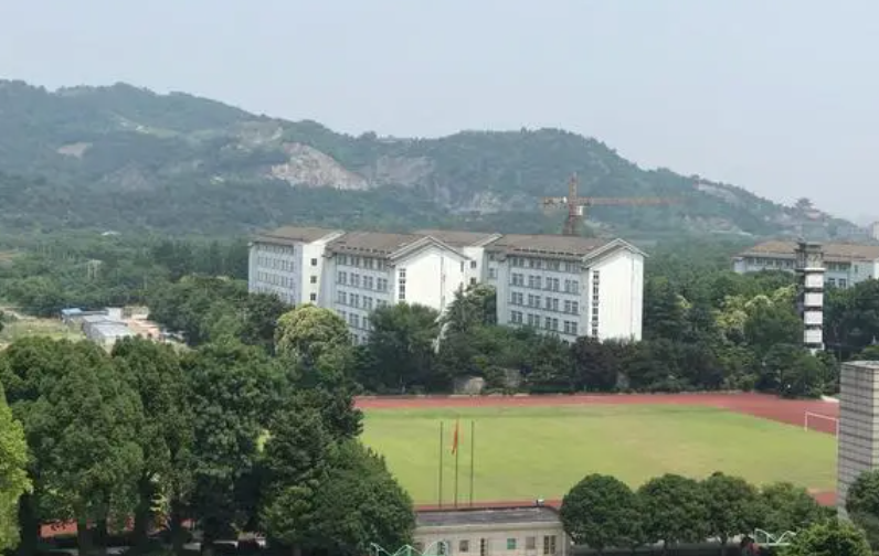 余姚市高風(fēng)中學(xué)地址，乘車路線