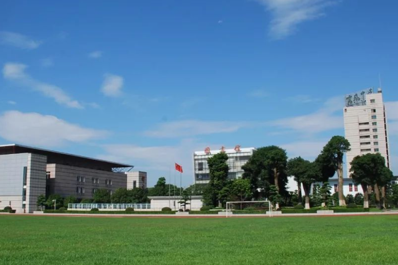 余姚市高風(fēng)中學(xué)怎么樣、好不好