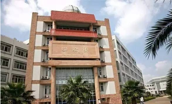 寧波市奉化區(qū)第二中學(xué)地址，乘車路線