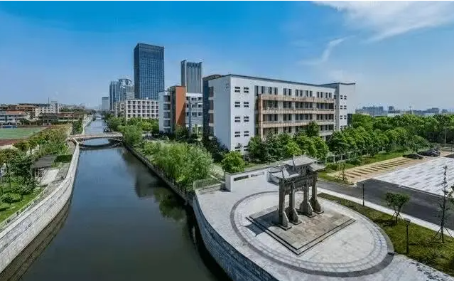 浙江省余姚市第五中學(xué)地址，乘車路線