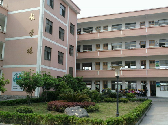 浙江省余姚市第五中學(xué)怎么樣、好不好