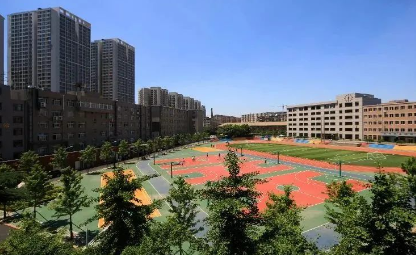 大連商業(yè)學(xué)校地址，乘車路線