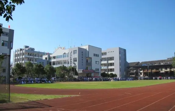 蒼南縣靈溪中學(xué)地址，乘車路線