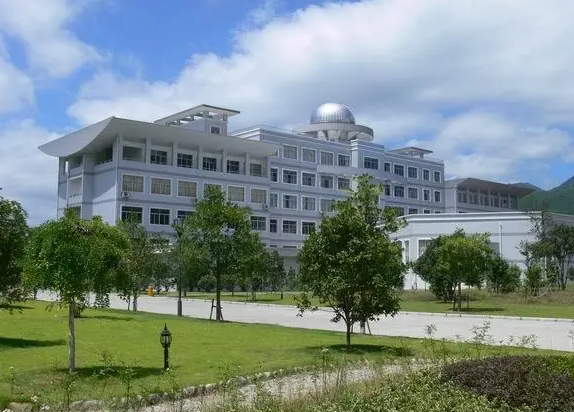 浙江省泰順中學(xué)地址，乘車路線