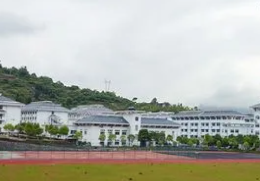浙江省文成中學(xué)地址，乘車路線