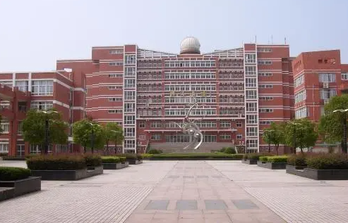 海鹽第二高級(jí)中學(xué)地址，乘車路線