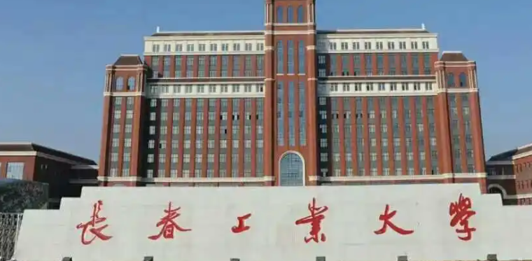 河南廣告藝術(shù)設(shè)計專業(yè)大學(xué)排名及分?jǐn)?shù)線一覽表