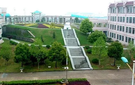 浙江省蘭溪市第一中學(xué)怎么樣、好不好
