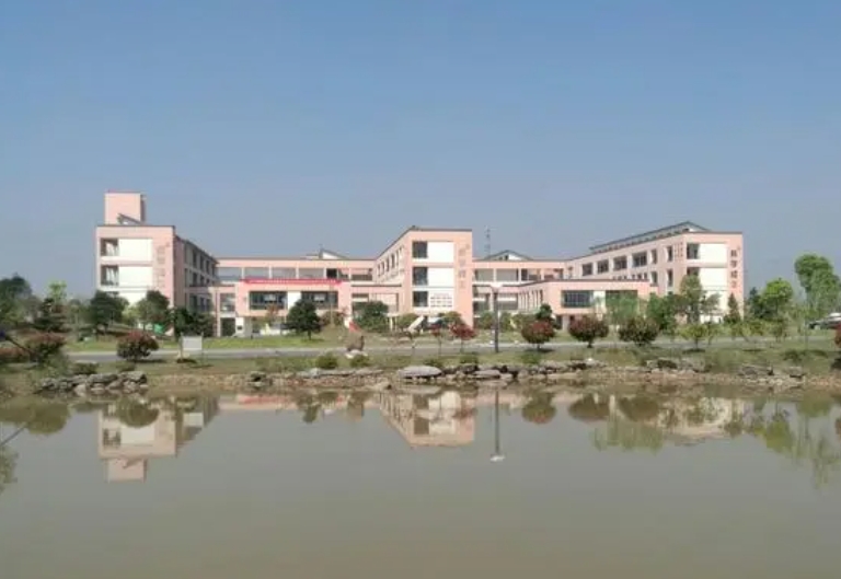 浙江省蘭溪市第五中學(xué)地址，乘車路線