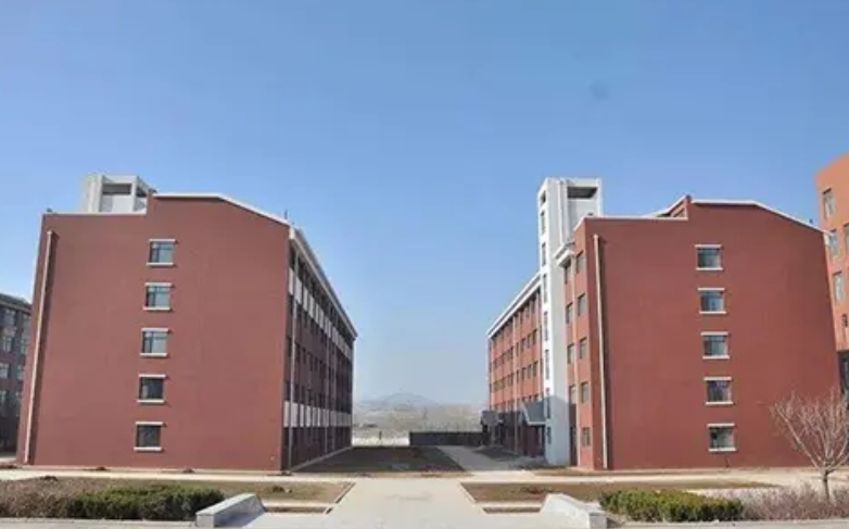 錦州市衛(wèi)生學(xué)校怎么樣、好不好