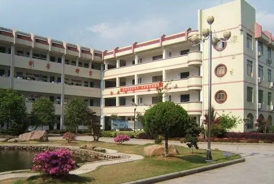 蘭溪市蜀山中學(xué)怎么樣、好不好