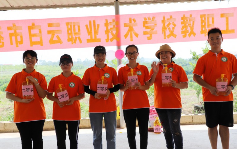 2024貴港市白云職業(yè)技術(shù)學(xué)校招生計(jì)劃 招生人數(shù)是多少(附要求、條件、對象)