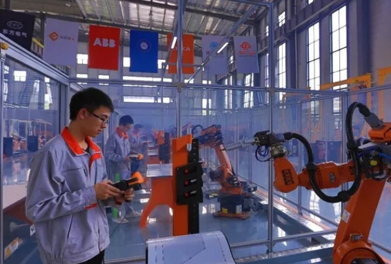 廣西2024年中專男孩子學什么專業(yè)