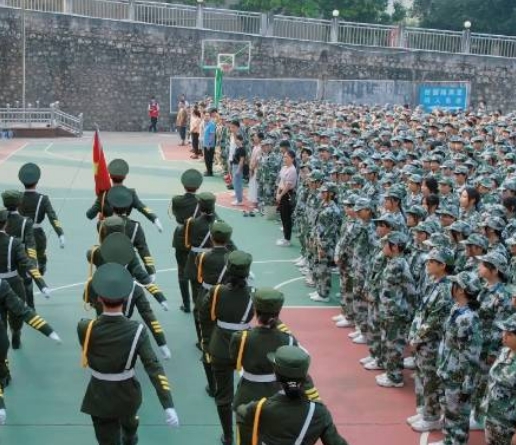 廣西2024年讀中專學(xué)?？刹豢梢钥即髮W(xué)