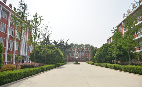河南2024年中專(zhuān)學(xué)校學(xué)費(fèi)多少