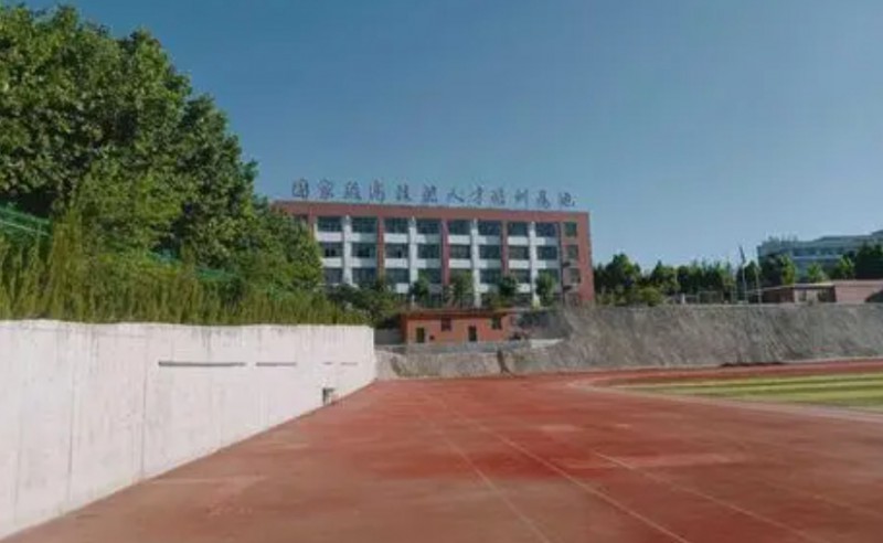 萊蕪航空中等專業(yè)學校怎么樣、好不好