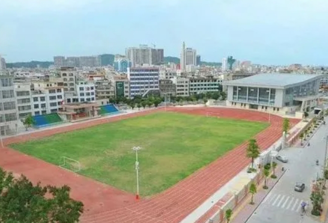 2023廉江二中錄取分數(shù)線(2024年參考)