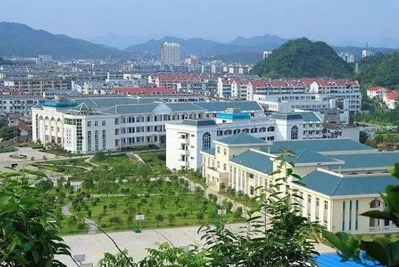 浙江省衢州第一中學怎么樣、好不好