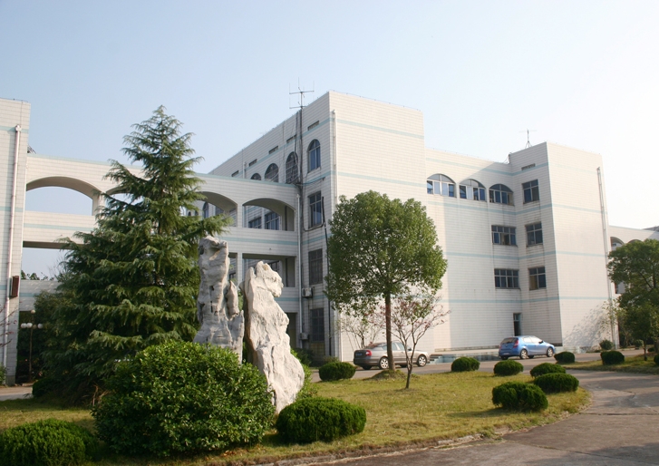 浙江省龍游中學(xué)地址，乘車路線