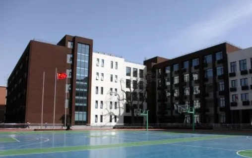 北京市第二十二中學地址，乘車路線