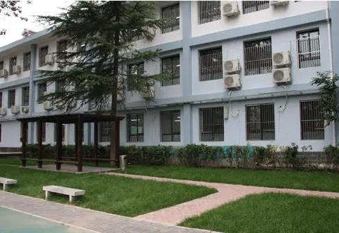 北京市第五十中學(xué)分校地址，乘車路線