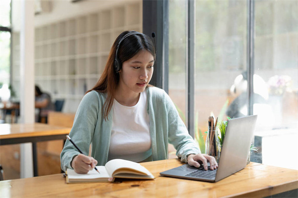 中國藥科大學獎學金有多少錢