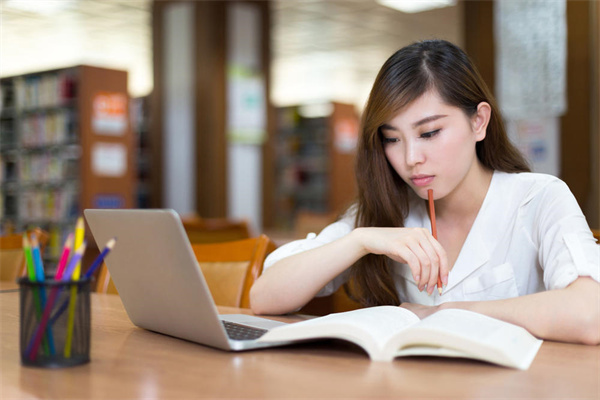 上海中醫(yī)藥大學獎學金有多少錢